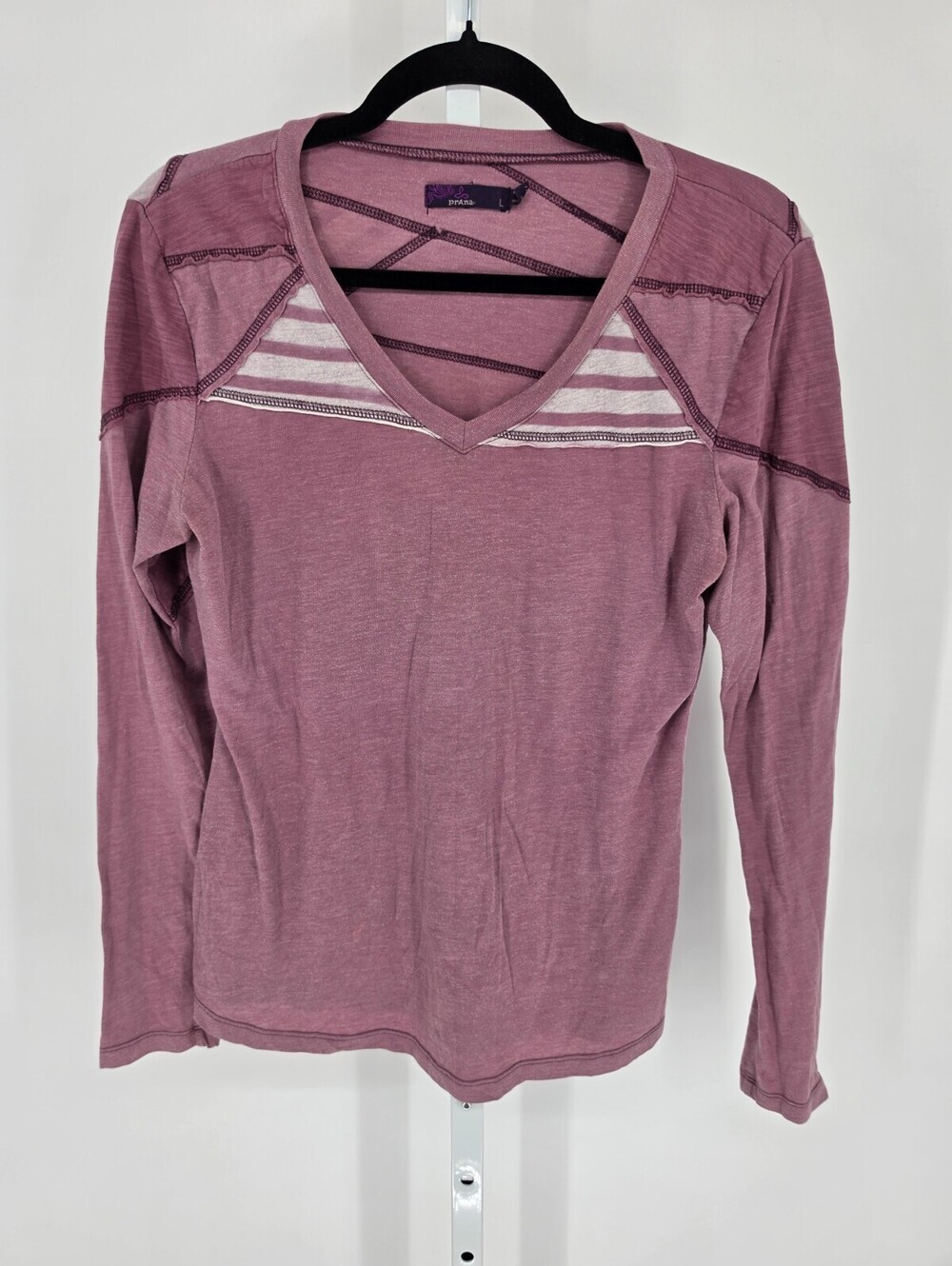 Prana Womens Sz L Long Sleeve V Neck T Shirt Mauve Purple